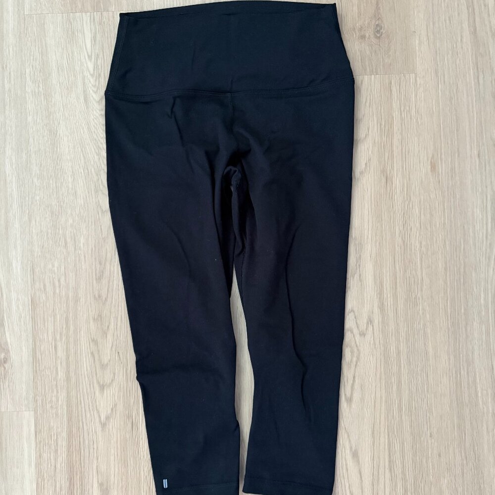 NOBULL HIGH-RISE CROP (MATTE)